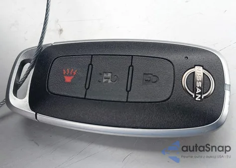 2025 Nissan Kicks S Intelligent Awd z USA, uszkodzony, nr VIN 3N8AP6BB4SL318053